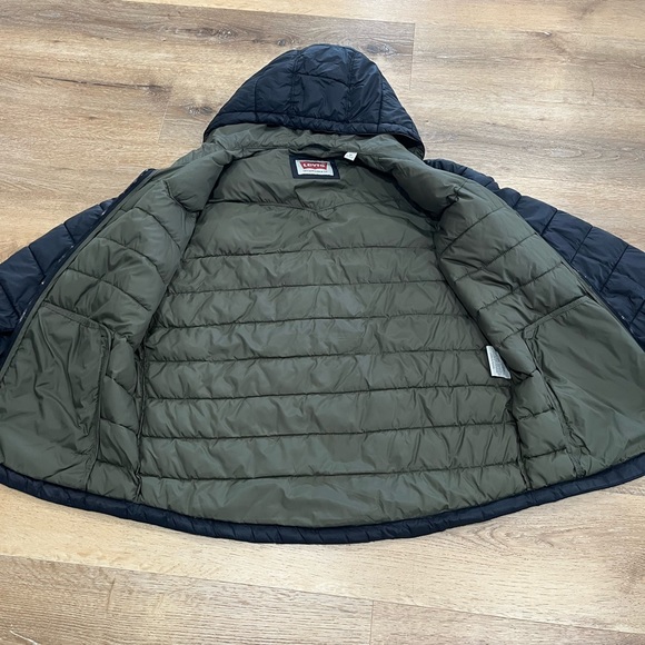 Levi’s jacket - Picture 2 of 5